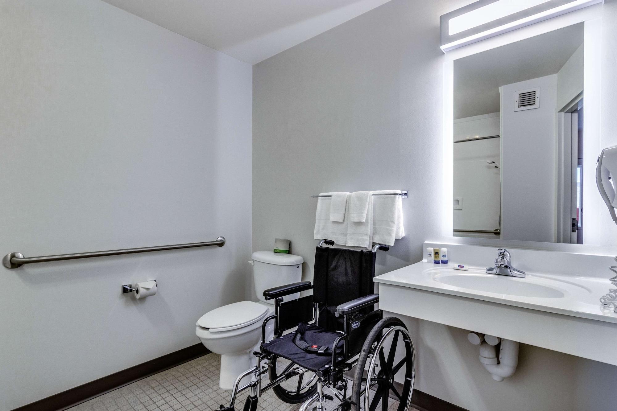 Motel 6-Saskatoon, Sk ภายนอก รูปภาพ