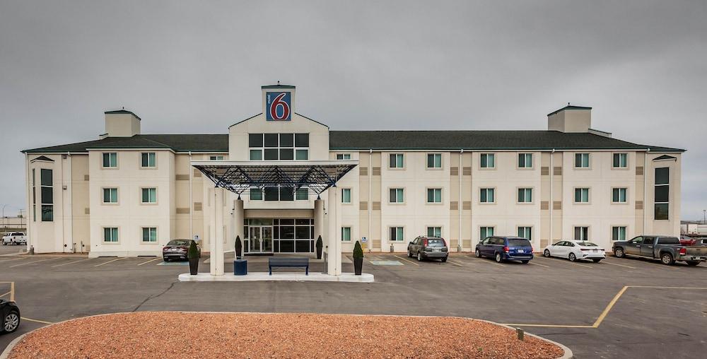 Motel 6-Saskatoon, Sk ภายนอก รูปภาพ
