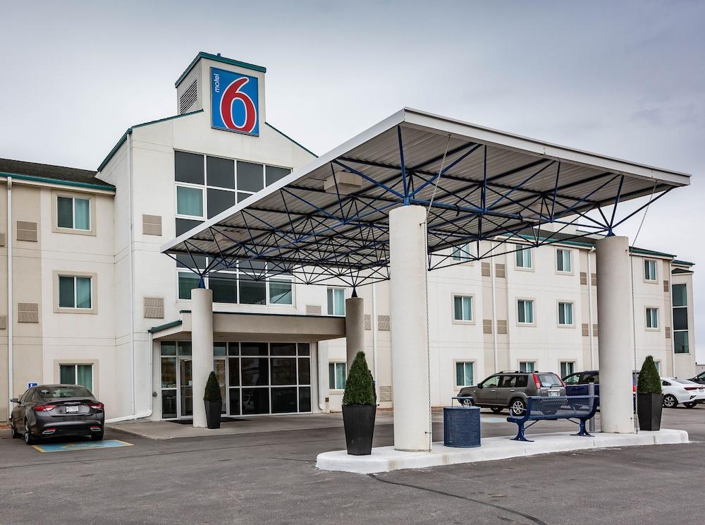 Motel 6-Saskatoon, Sk ภายนอก รูปภาพ