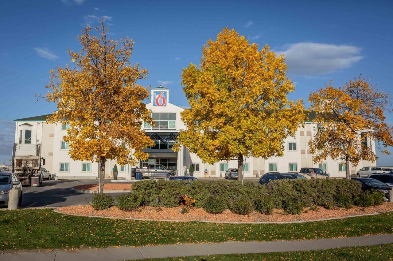 Motel 6-Saskatoon, Sk ภายนอก รูปภาพ